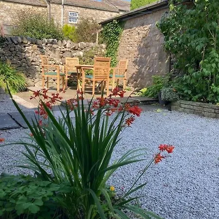 Bluebell In The Yorkshire Dales Holiday home Stainforth (North Yorkshire)